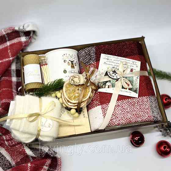 Атмосферный подарочный бокс с пледом, чаем и свечей Ирпень