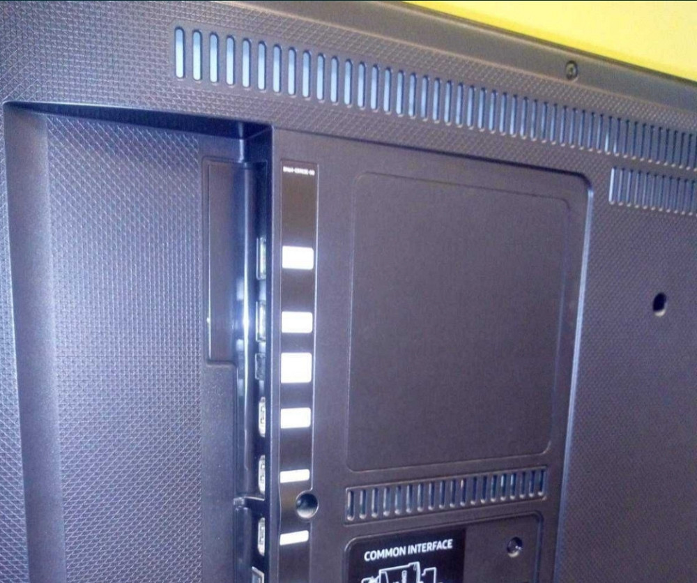 Телевизор Самсунг UE40MU6103U , 4K T2 LED Smart TV.6 серія Київ - фото 3