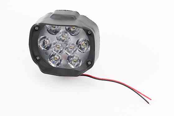 Фара додаткова світлодіодна вологозахисна - 9 LED, (77*64mm) з кріпленням Бершадь