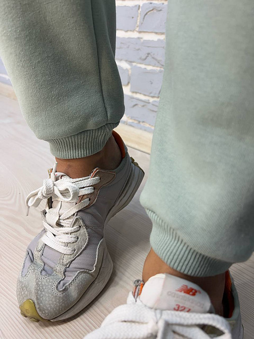 Костюм жіночий Pepper mint 24-13-14 простий брюки джоггери на резинці та світшот оверсайз утеплений фліс оливковий, оливковий, M Київ - фото 13