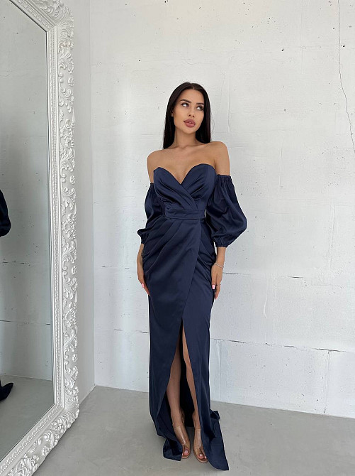 Женское роскошное вечернее платье со шлейфом и съемными рукавами из королевского атласа Темно-синий, M Одесса - изображение 9