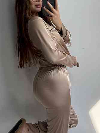 Комплект шовковий трійка сорочка з шортами і штанами Бежевий M Харків