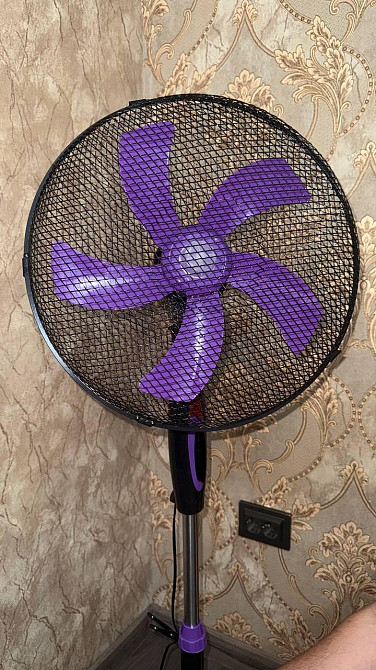 Підлоговий вентилятор BITEK 16" (40 см) 100Вт, 5 пластикових лопатей, з регулюванням висоти, функцією повороту і нахилу Одеса - фото 1