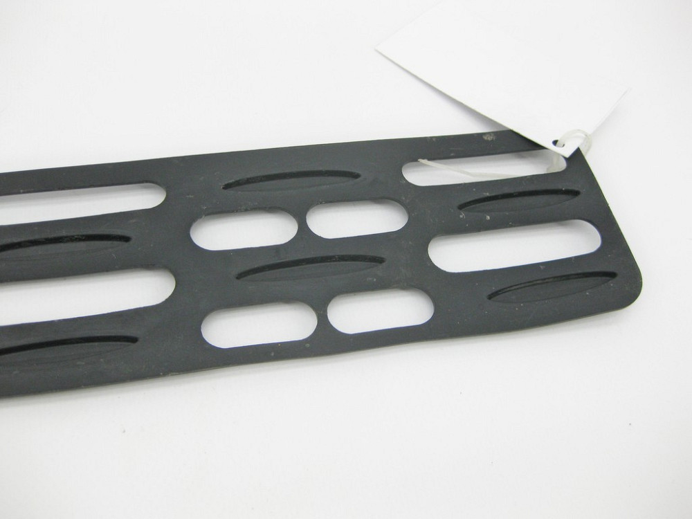 Mercedes-Benz  A1666980748 Штиркова вставка - накладка алюмінієвого порога центральна GL GLS X166 Одеса - фото 5