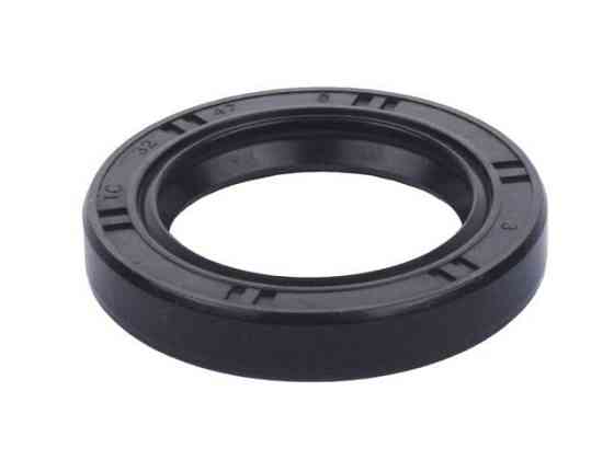 Сальник заднего колеса  на бензиновый двигатель СВ300 Мукачево