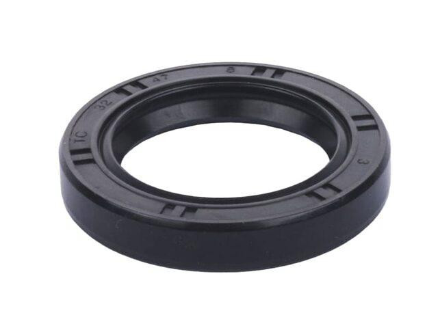 Сальник заднего колеса  на бензиновый двигатель СВ300 Мукачево - изображение 1