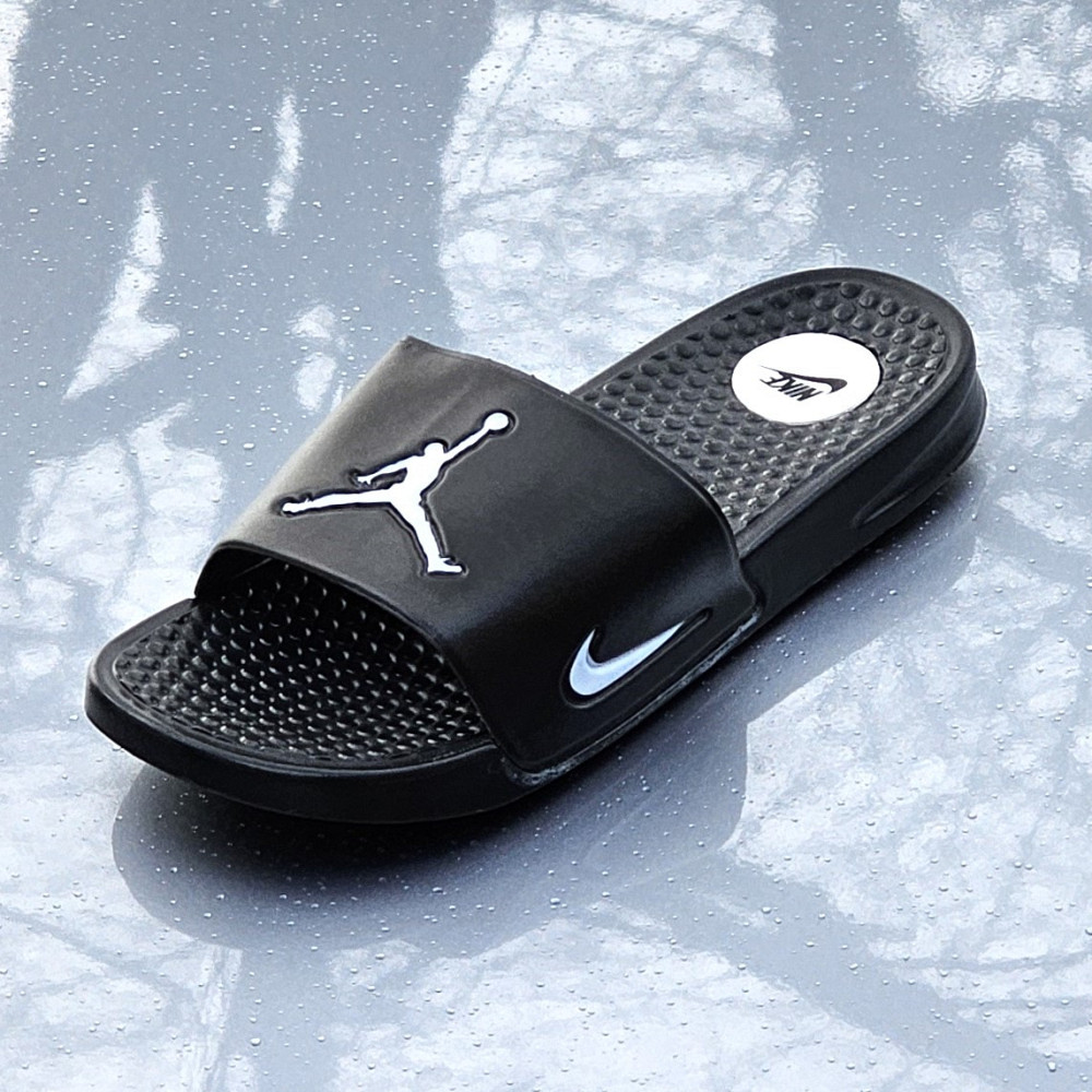 Шльопанці Nike Jordan Чорні Сланці Тапочки Білі Найк Жіночі (розміри: 36,37,38,39) Дніпро - фото 4