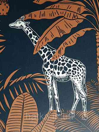 Шпалери флізелінові дитячі Caselio Our Planet джунглі рослини тварини слони, тигри жирафи папуги на синьому Київ