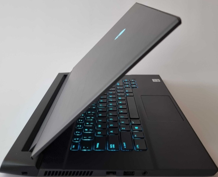Alienware M15 R4/ Intel I7 18070H/RTX 3070/RAM16GB/SSD512Gb/300Hz. Ноутбук Киев - изображение 5