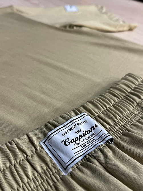 Костюм женский CAPPITONE 101212 оверсайз футболка и джогеры с нашивками хаки, хаки, S Киев - изображение 8