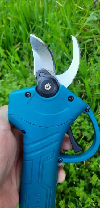 Аккумуляторный садовый секатор 24V + 2 аккумулятора Сучкорез / Аккумуляторные садовые ножницы Crafting tools Коломыя - изображение 4