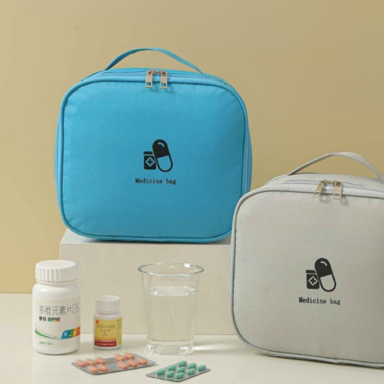 Сумка-аптечка дорожная для медикаментов в путешествие,таблетница портативная для лекарств,голубая Каменец-Подольский