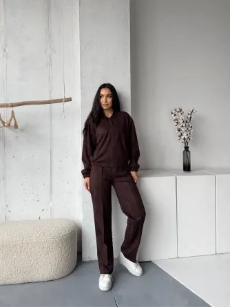 Жіночий костюм із замшу на дайвінгу Одеса