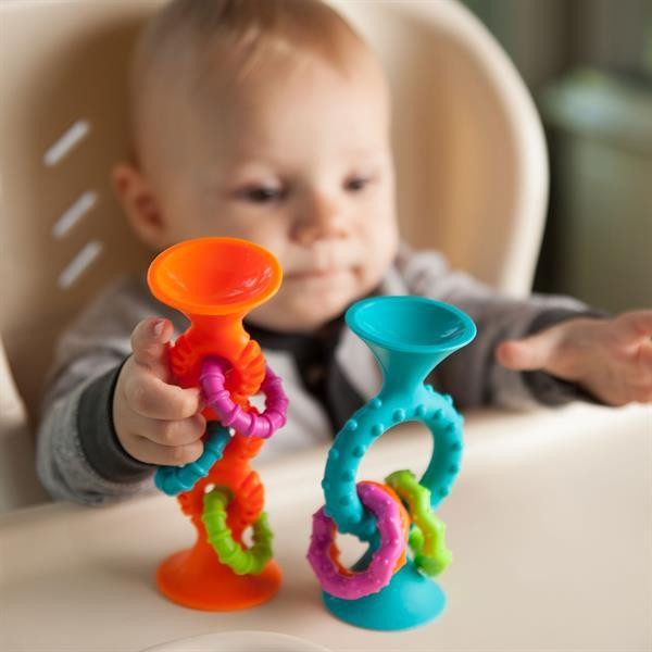 Прорезыватель-погремушка на присосках Fat Brain Toys pipSquigz Loops оранжевый (F165ML) Харьков - изображение 6