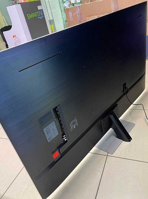 Телевизор Безрамный: 65