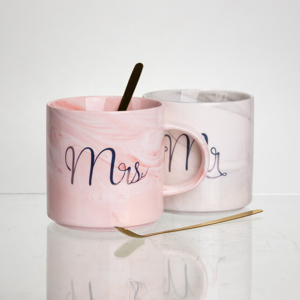 Yiwu Набір парних порцелянових чашок Mr&Mis 2 (шт) по 400 (мл) чашки на подарунок з ложкою FM-2 Коломия - фото 5
