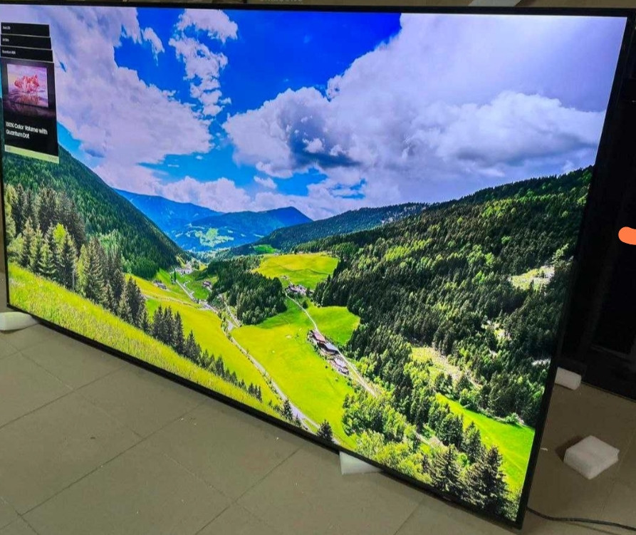 Телевизор Безрамный: 75