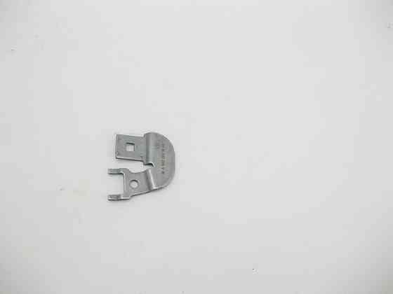 Mercedes-Benz  A6422031040 Кронштейн - тримач перемикаючого клапана водяного насоса S-Class W221 W222 E-Class W212 C207 W213 C238 GLC X253 Одесса