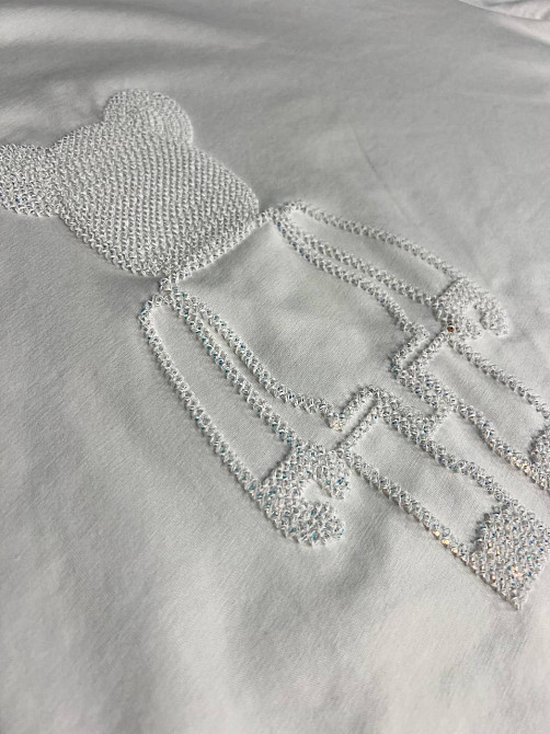 Футболка жіноча A-N 2396 оверсайз з ведмедиком та блискітками, білий, one size Київ - фото 17