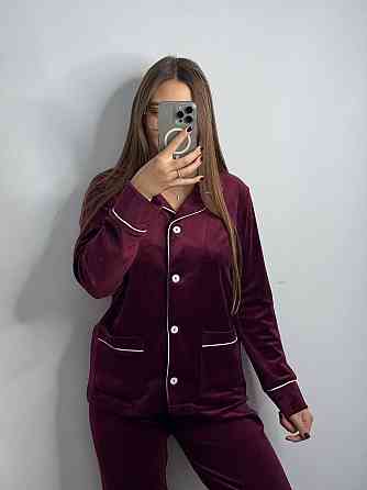 Костюм из плюшевого велюра на пуговицах с двумя карманами Бордовый XS Харьков