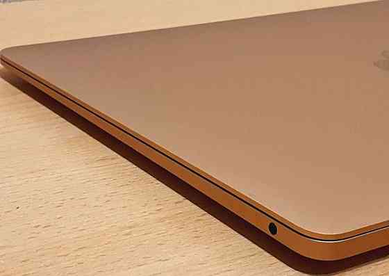 Ноутбук: Apple MacBook Air 13 