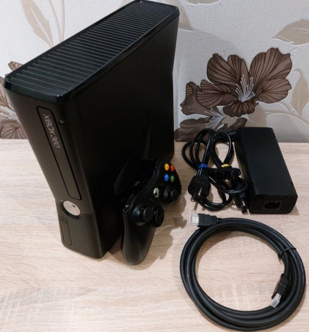 Приставка Xbox 360 Slim 320Gb. Freeboot Київ - фото 4