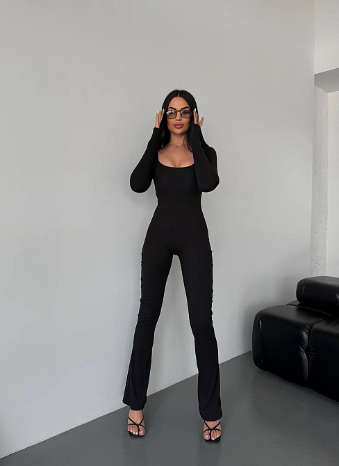 Жіночий стильний повсякденний комбінезон щільний рубчик трикотаж Одеса - фото 2