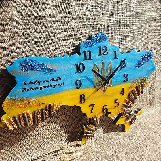 Часы настенные 60*38 см из эпоксидной смолы ручной работы 