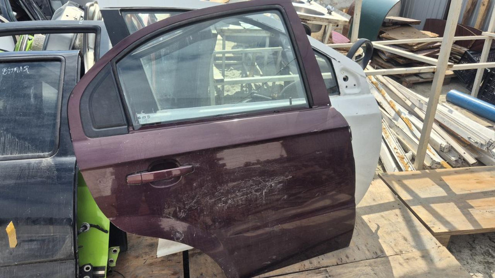 Задняя правая дверка Шевроле авео (06-12) Заз Вита в сборе Киев - изображение 1