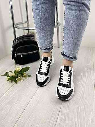 EMELI Кросівки жіночі EMELI 913/4 ST біло/чорні (весна-осінь, шкіра натуральна) (3290) 36р.37р. Коломия