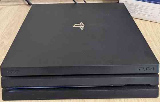 Приставка: SONY PlayStation 4 Pro PS4. Киев