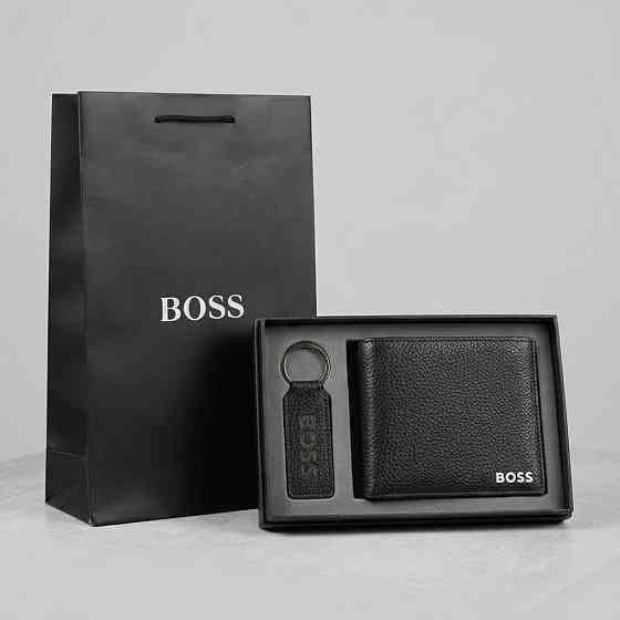 Чоловічий шкіряний брендовий гаманець з брелоком Boss (7703-2) Київ