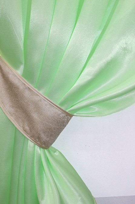 Кухонні штори VR-Textil № 073к з ламбрекеном і підхватами салатовий з кремовим 270х170 см ( 52-0270) Київ - фото 3