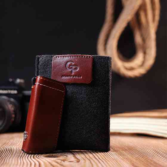 Зручна шкіряна ключниця Grande Pelle 11392 Коричневий Київ