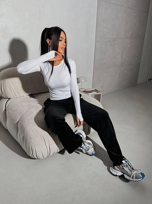 Жіночий базовий лонгслів з мікродайвінгу Одеса - фото 3