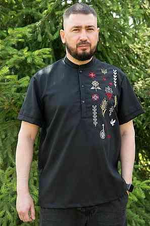 Вышиванка мужская, короткий рукав,черная лен топ 64 Киев