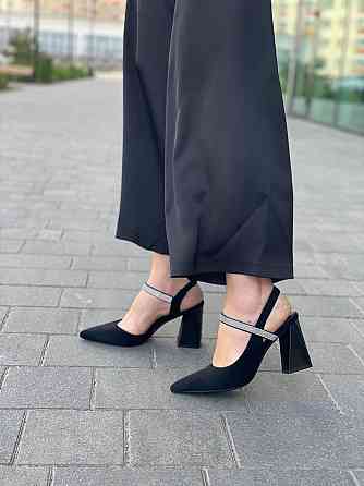 Meideli Жіночі босоніжки чорні із закритим носком літні з еко-замші MEIDELI -1 р. 36-40 Коломыя