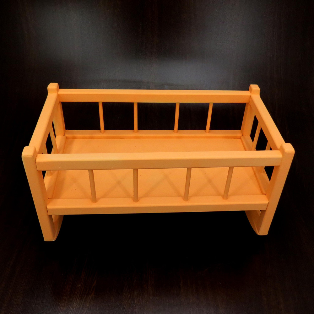 Кровать для кукол 