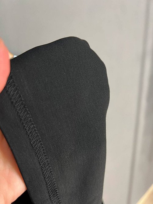 Футболка жіноча A-N 25195 однотонна базова з вишивкою собачки попереду середня довжина  one size, чорний, one size Київ - фото 6