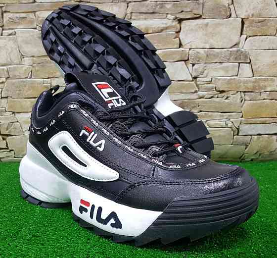 Женские кожаные кроссовки FILA Disruptor II 