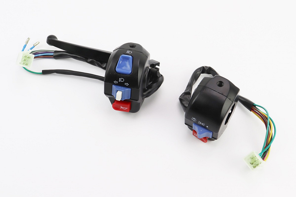 Блок кнопок на кермі лівий з важелем + правий к-кт Киев - изображение 1