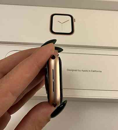 Apple Watch 4 40mm Gold. Киев