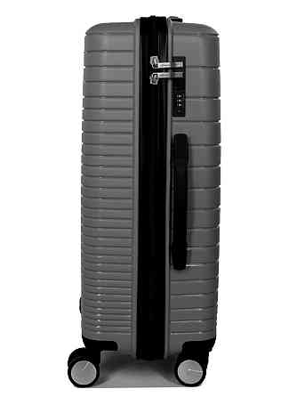 Чемодан полипропиленовый SNOWBALL MADISSON 33703 средний 66 см графит Киев