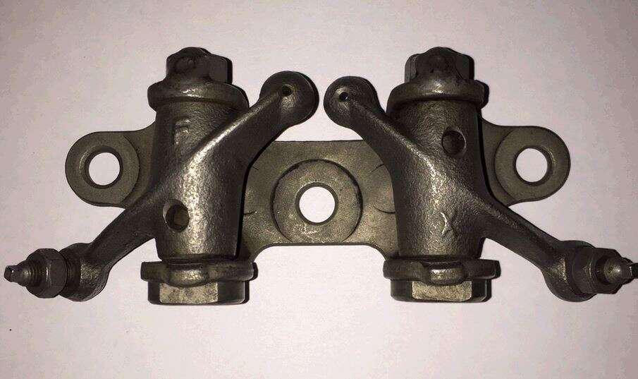 Коромисло клапанів (рокер) (нижній) 4T CG125/200 (+вал) (комплект) EVO Київ - фото 1