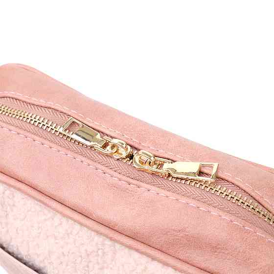 Женская сумка с плюшевой вставкой на лицевой стороне из экокожи Vintage sale_15133 Розовый Киев