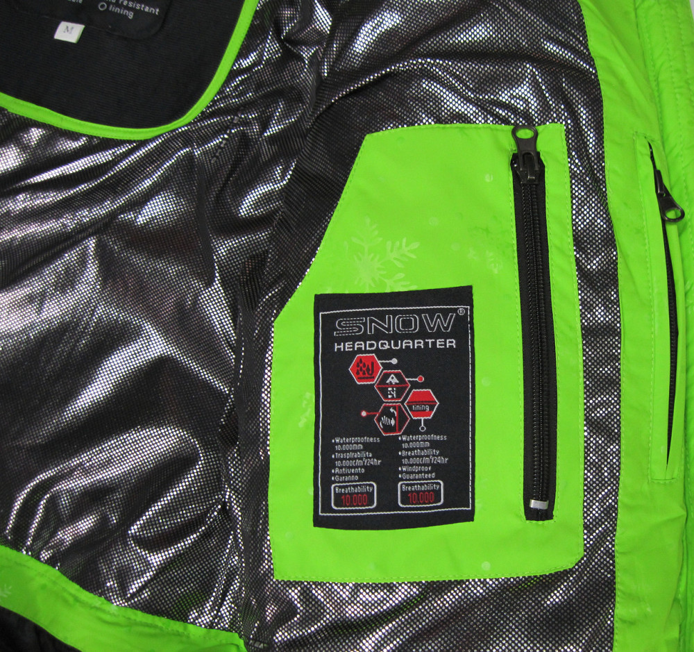 Зимняя женская  куртка 