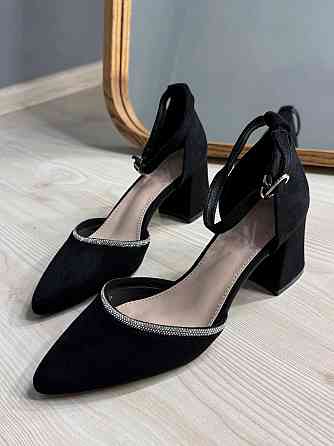 Туфли женские Meideli 2813-1 лодочки с ремешком замшевые со стразами на каблуке черные, 39, 24,5 см Киев