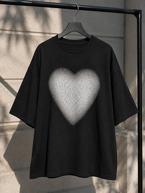 Футболка женская SHENG 6820 супер oversize широкая с большим сердцем из камней one size черная, черный, one size Киев - изображение 14