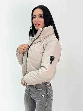 Демисезонная куртка с нашивкой Ivi Киев