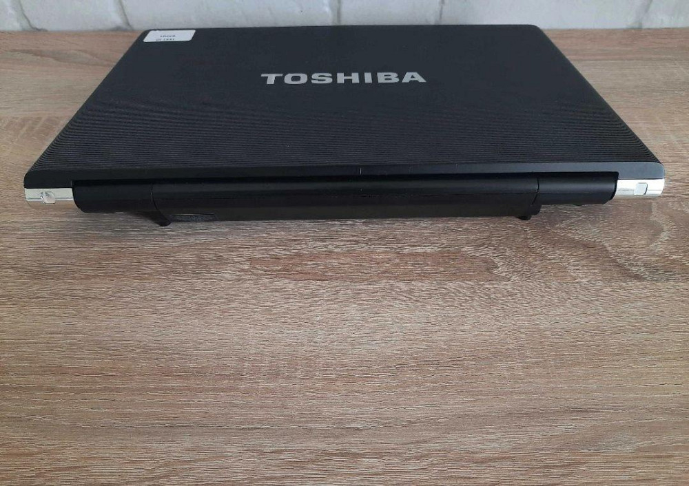 Ноутбук Toshiba 14